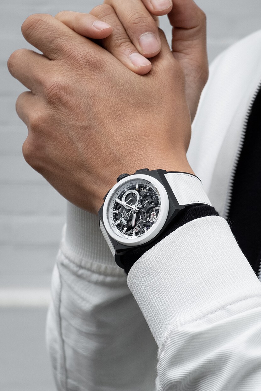 ZENITH デファイ 21 - 44.00mm, マットブラックセラミック、ホワイト